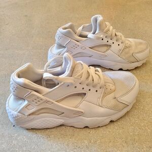 Nike Kids Cream Sneakers